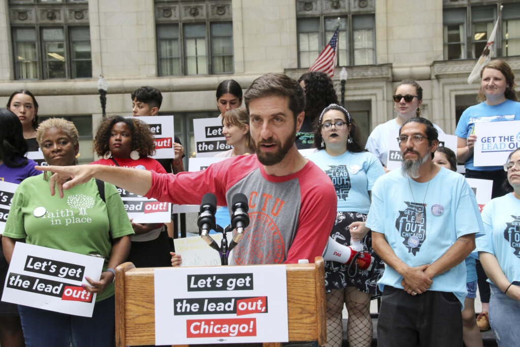 Less than 22% of voters approve of Chicago Teachers Union