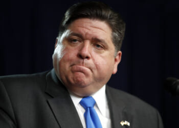 An Illinois wealth tax would be a legal disaster.