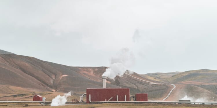 Country’s First ‘Enhanced’ Geothermal Plant Comes Online