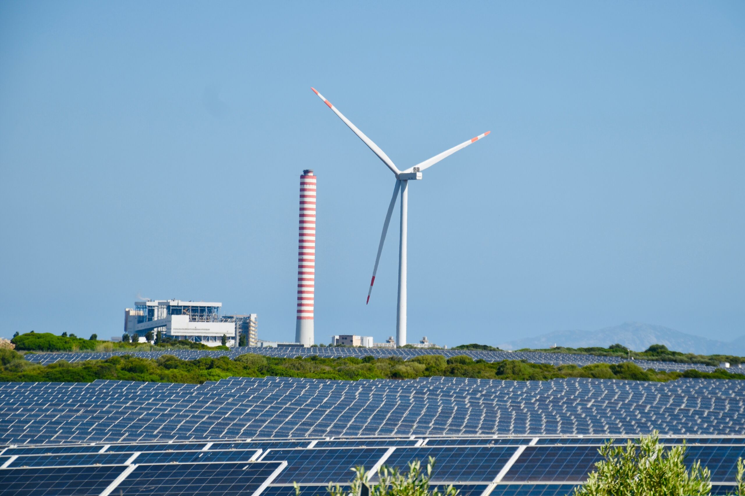Energy projects should produce energy, not unproductive jobs