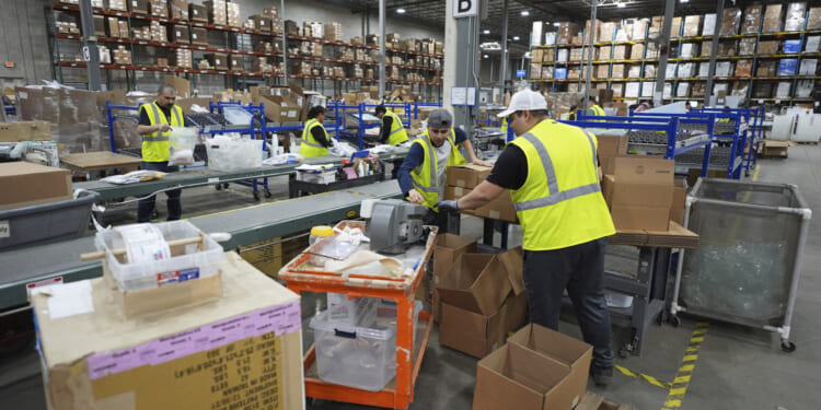 Illinois GDP grew 4.8% in 2nd quarter of 2025