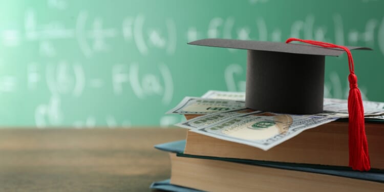 LA GATOR: Fund the Promise