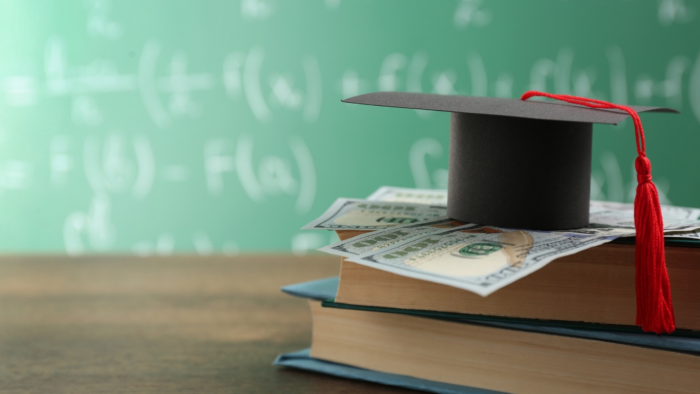 LA GATOR: Fund the Promise