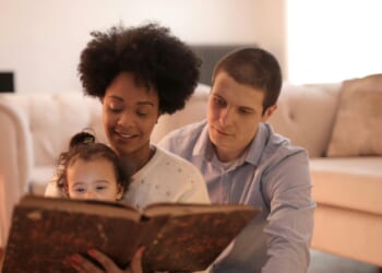Read to your babies and improve their brain structure