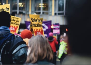 Strike clouds gather over Minneapolis district