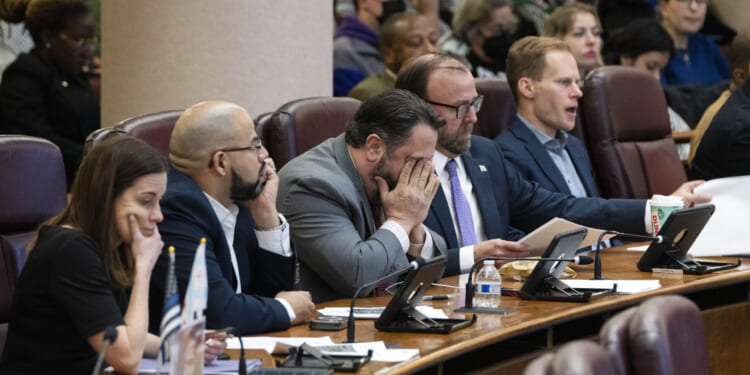 5 ways to end Chicago’s stagnant growth