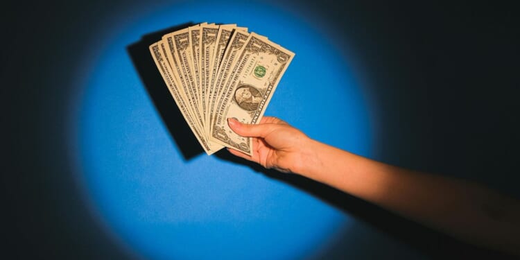 Are Minnesota’s charter school leaders paid proportionally to their performance?