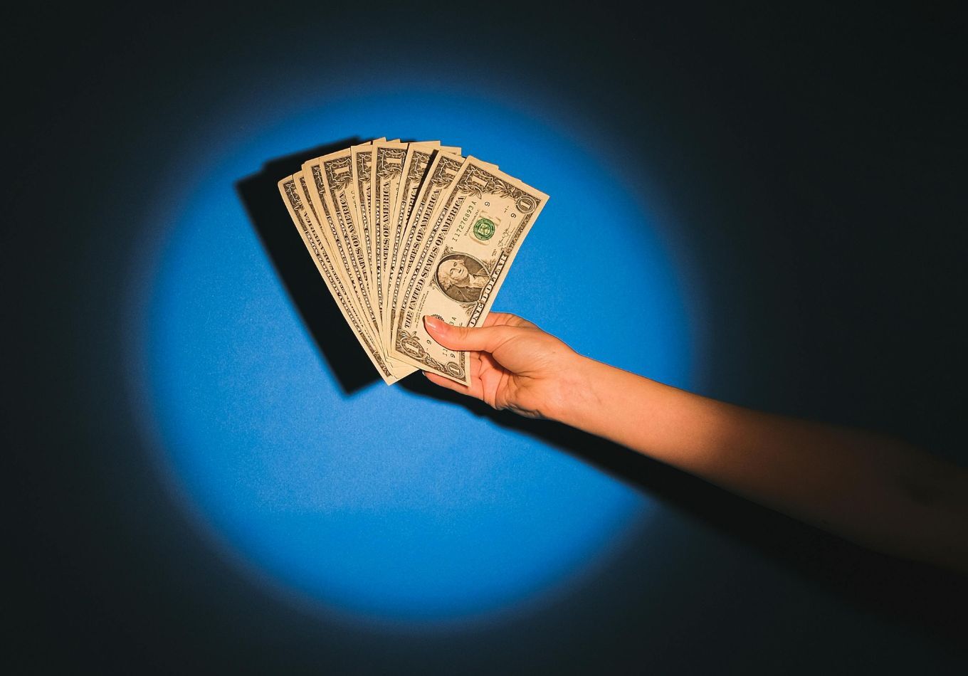 Are Minnesota’s charter school leaders paid proportionally to their performance?