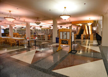 Baker & Taylor library supplier closing, laying off 318