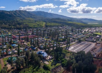 Long delay of bowling alley on Lanai suggests need for parking reform