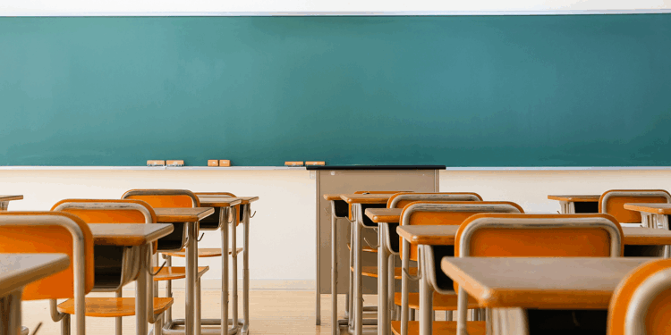 Over 2-in-5 Chicago teachers chronically absent