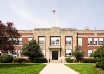 Two Missouri Public School Districts Opt into MOScholars