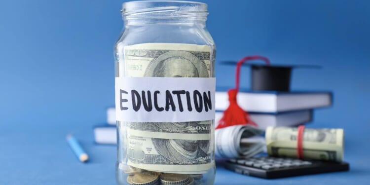 New FAFSA Earnings Indicator will warn incoming students of poor salaries