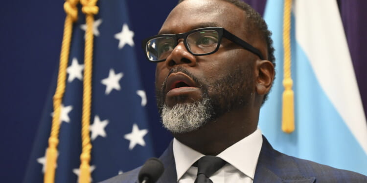 Report offers $1B in fixes as Chicago budget talks break down