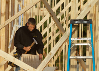 Fewer homes on market, higher prices for Illinois buyers