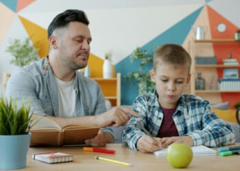 How does a parent’s education level impact Minnesota student achievement?