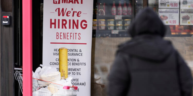 Illinois loses 1,700 jobs in 2025 while nation adds 584,000