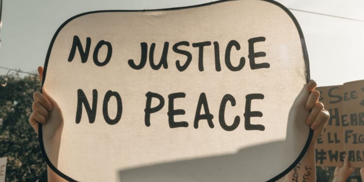 A week after urging supporters to harass legislators, DFL opposes ban on protests at private homes