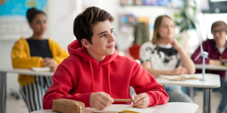 As Public School Enrollment Declines, Study Looks to Voc-Techs for Lessons on Regionalization