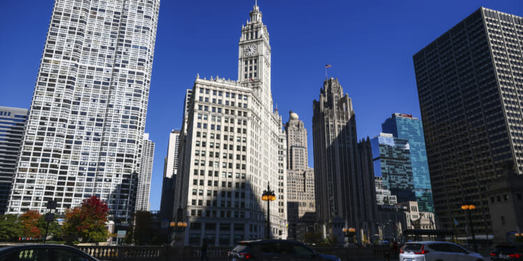 Chicago business activity up for second straight month