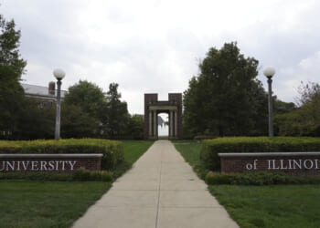 Illinois boosts universities losing students, punishes gainers