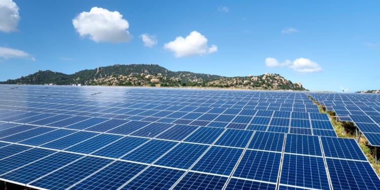 Tornado 1 Solar Panels 0