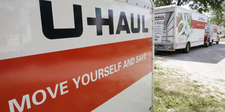 Illinois lost $6 billion to outmigration in 2023