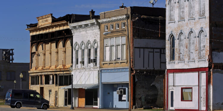 'Millionaires tax' would hike rate 61% on 22K Illinois small businesses