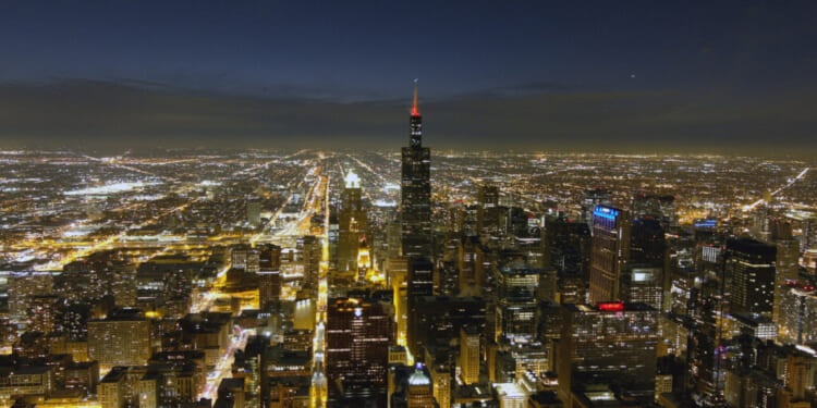 Chicago business activity returns to contraction