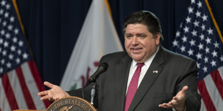 Illinois combined state, local tax rate tops the country