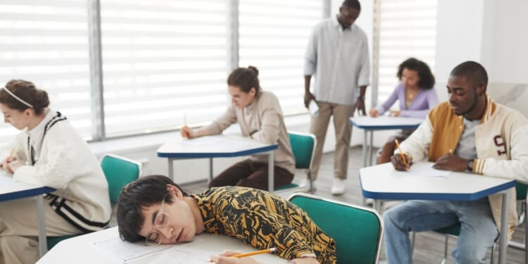 The school district using easy levers to encourage students to sleep more