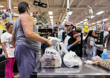 Illinois sales taxes near top in U.S.
