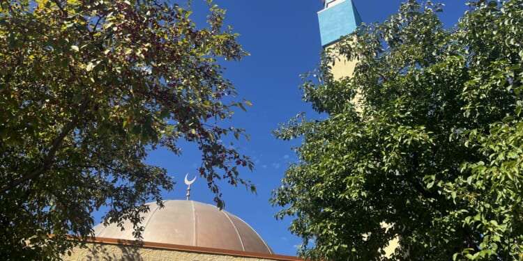 Klobuchar sought earmark for facility expansion at Minneapolis mosque