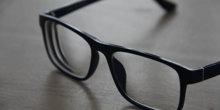 California's Smart Glasses Law Misses the Bigger Picture