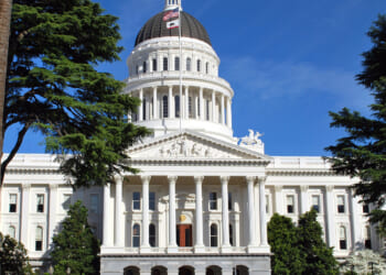 California,State,Capitol,Building,,Front,View,On,Summer,Day