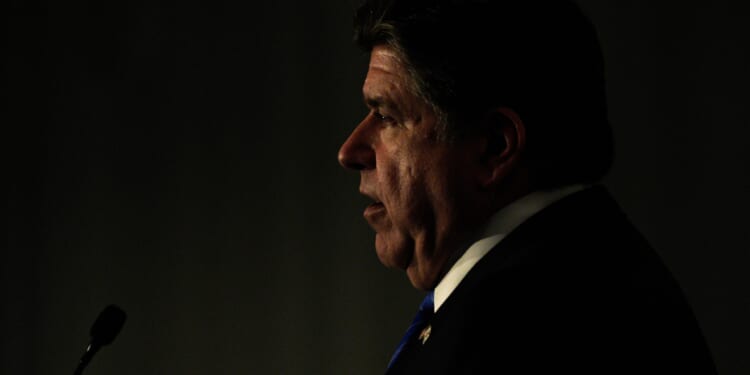 Illinois credit rating still worst in nation after upgrades
